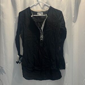 Old Navy Black V-Neck Blouse with White Trim